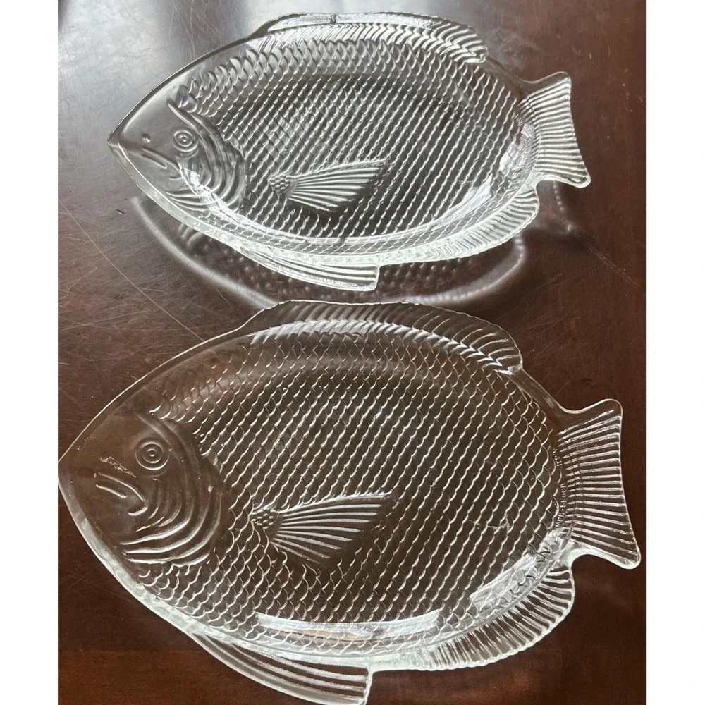 Set Of 2 Clear Glass‎ Fish Shaped Serving Dish Plate Oven Proof Textured Scales